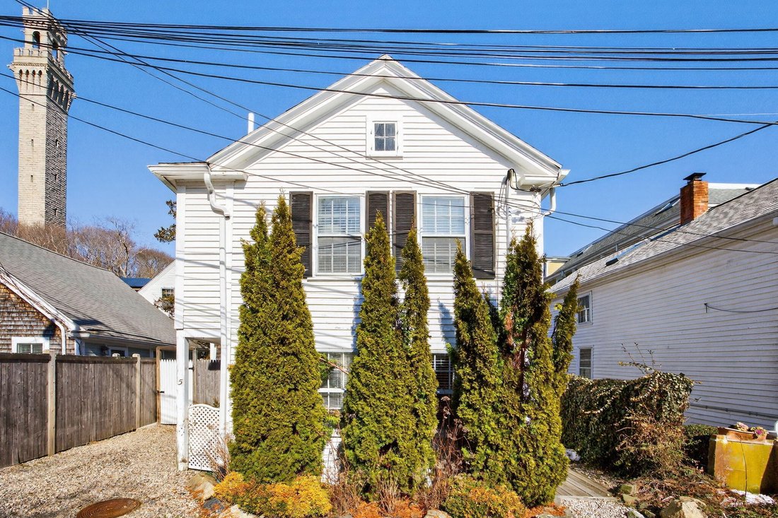 House in Provincetown, Massachusetts, United States 2 - 17563406