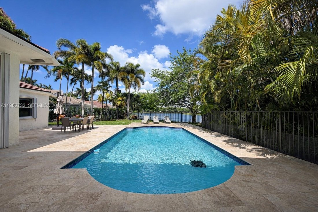 House in Weston, Florida, United States 3 - 17252981