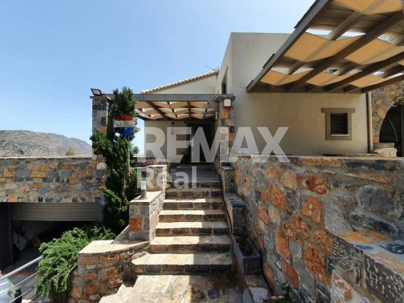 Villa in Community of Vrouchas, Agios Nikolaos Municipal Unit, Greece 2 - 17562827