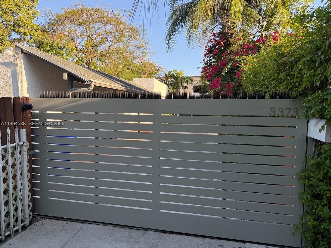 House in Miami, Florida, United States 1 - 17565520