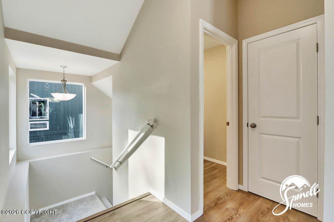 House in Anchorage, Alaska, United States 4 - 17563924