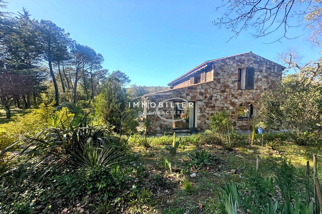 Villa in Gassin, Provence-Alpes-Côte d'Azur, France 5 - 17562839