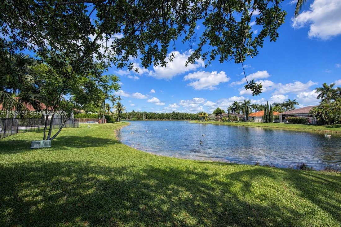 House in Weston, Florida, United States 4 - 17252981