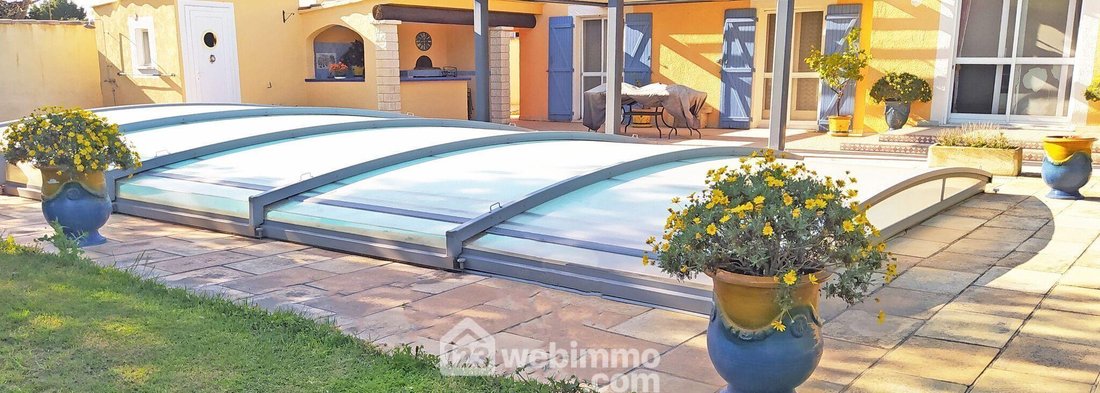 Villa in Arles, Provence-Alpes-Côte d'Azur, France 4 - 17564538