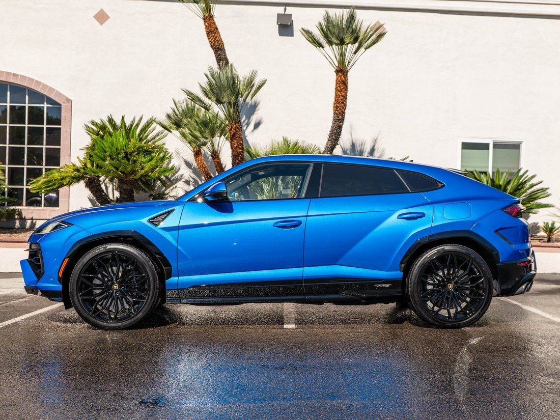 Suv in La Jolla, CA, United States 2 - 17562738
