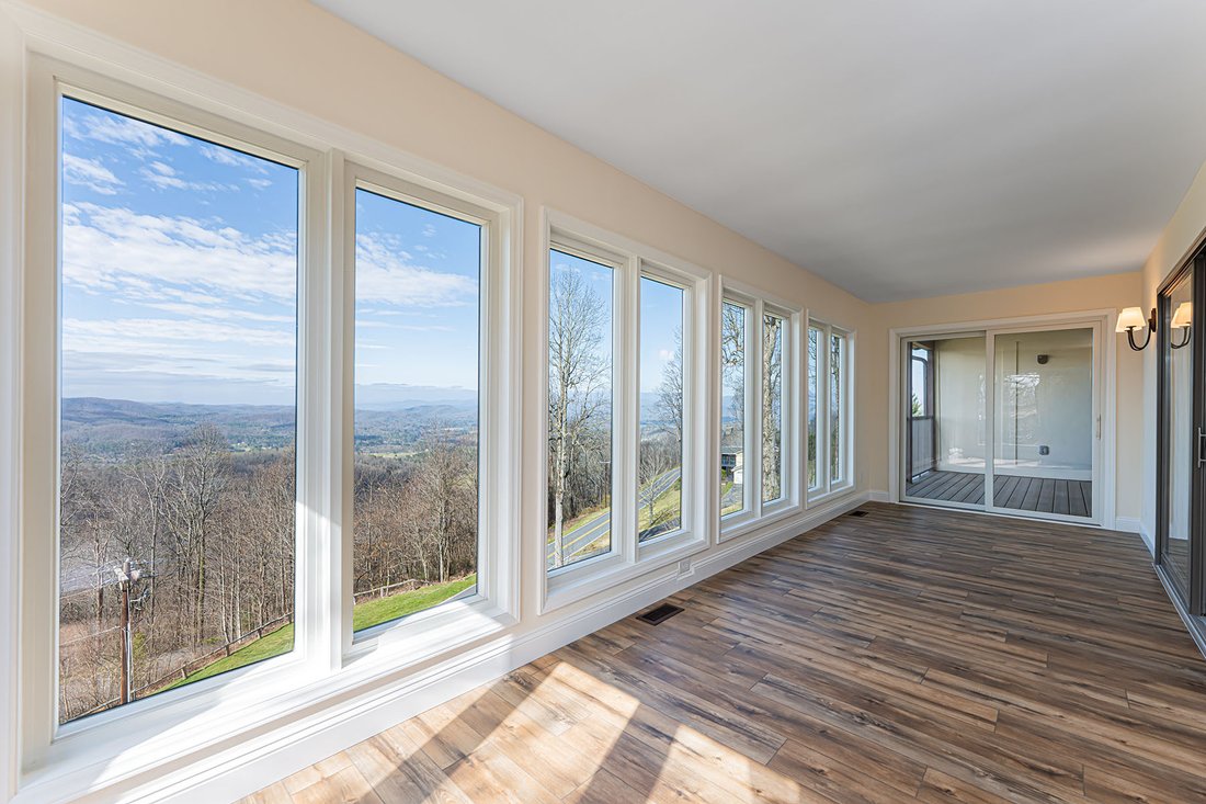 House in Laurel Park, North Carolina, United States 4 - 17571657