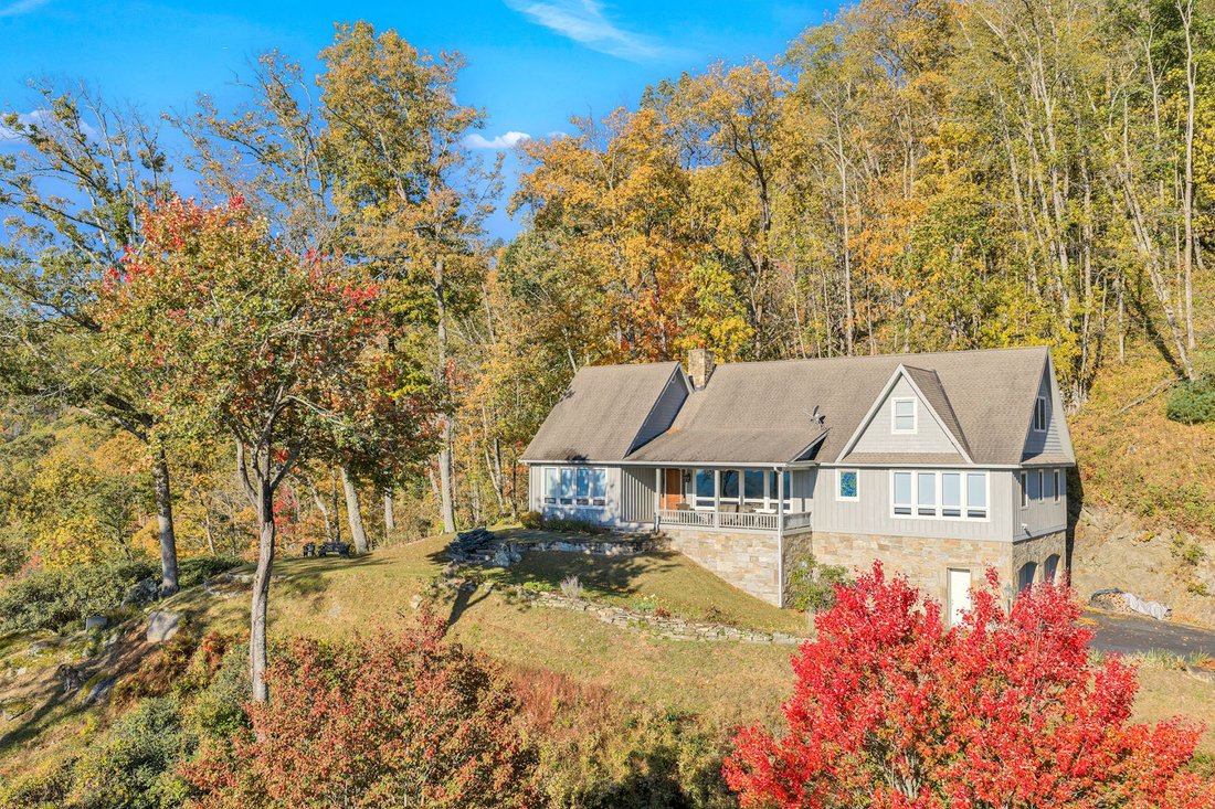 House in Lenoir, North Carolina, United States 1 - 17571700