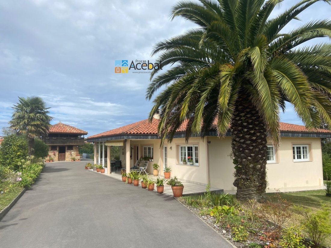 Chalet in Distrito Rural, Gijon / Xixon, Spain 1 - 17571802
