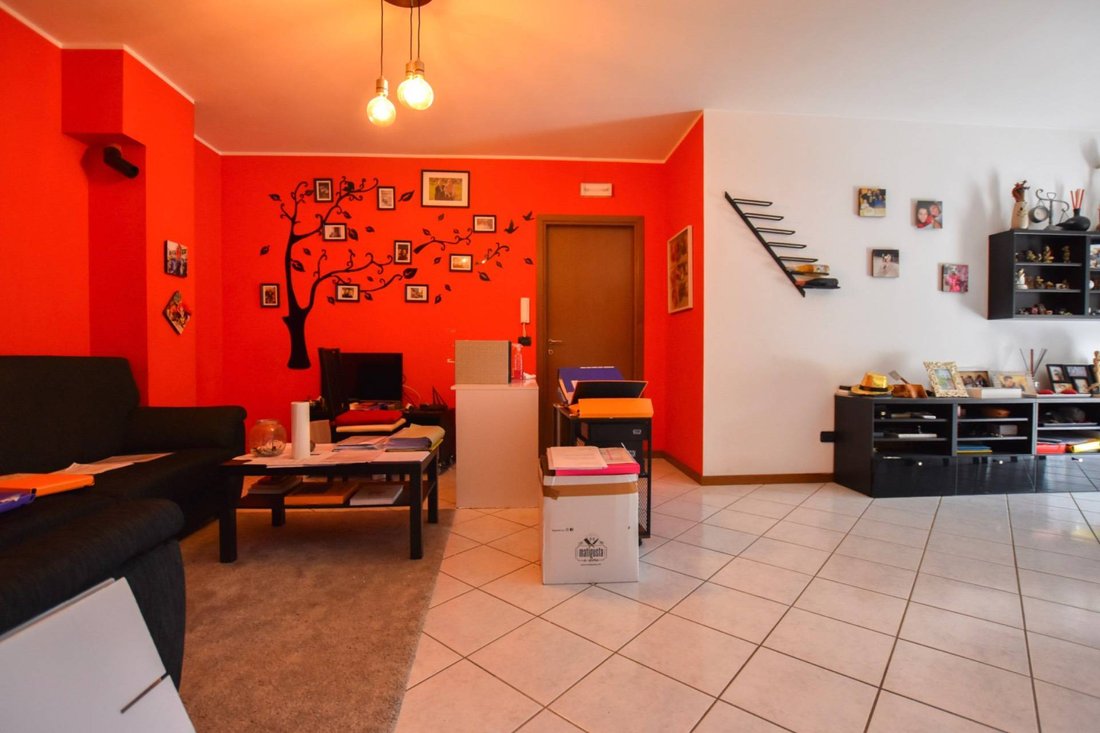 Apartment in Comunanza, Marche, Italy 1 - 17571988