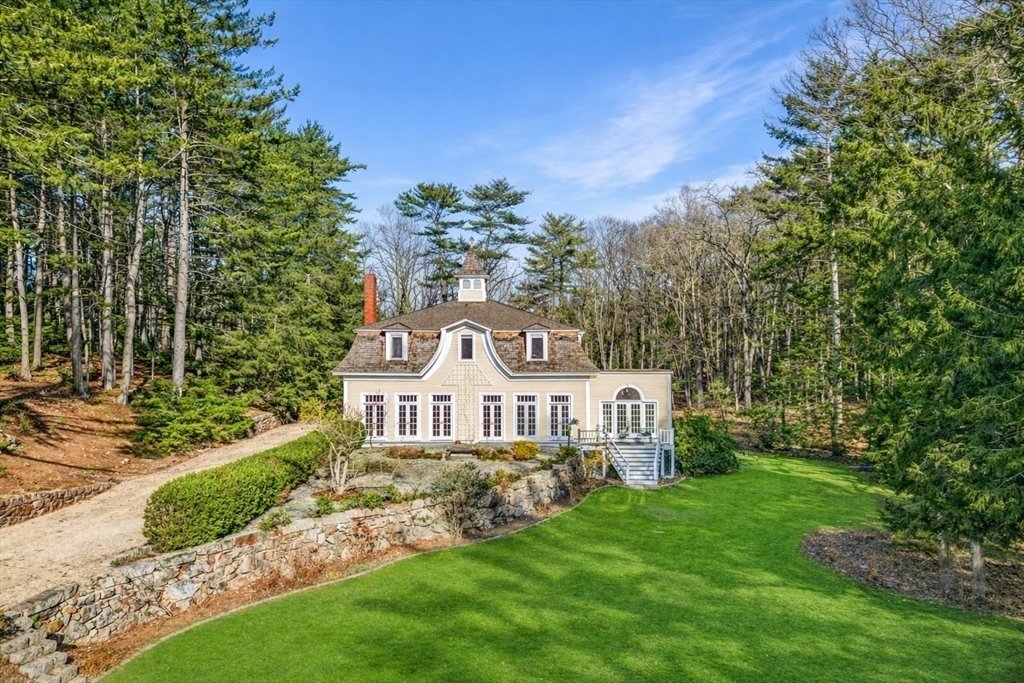 House in Beverly, Massachusetts, United States 1 - 17348381