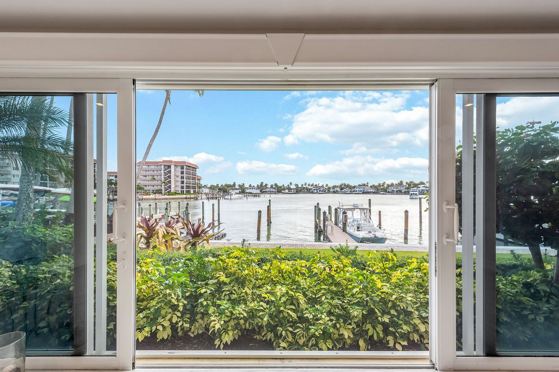 Eigentumswohnung in Naples, Florida, Vereinigte Staaten 1 - 17572073