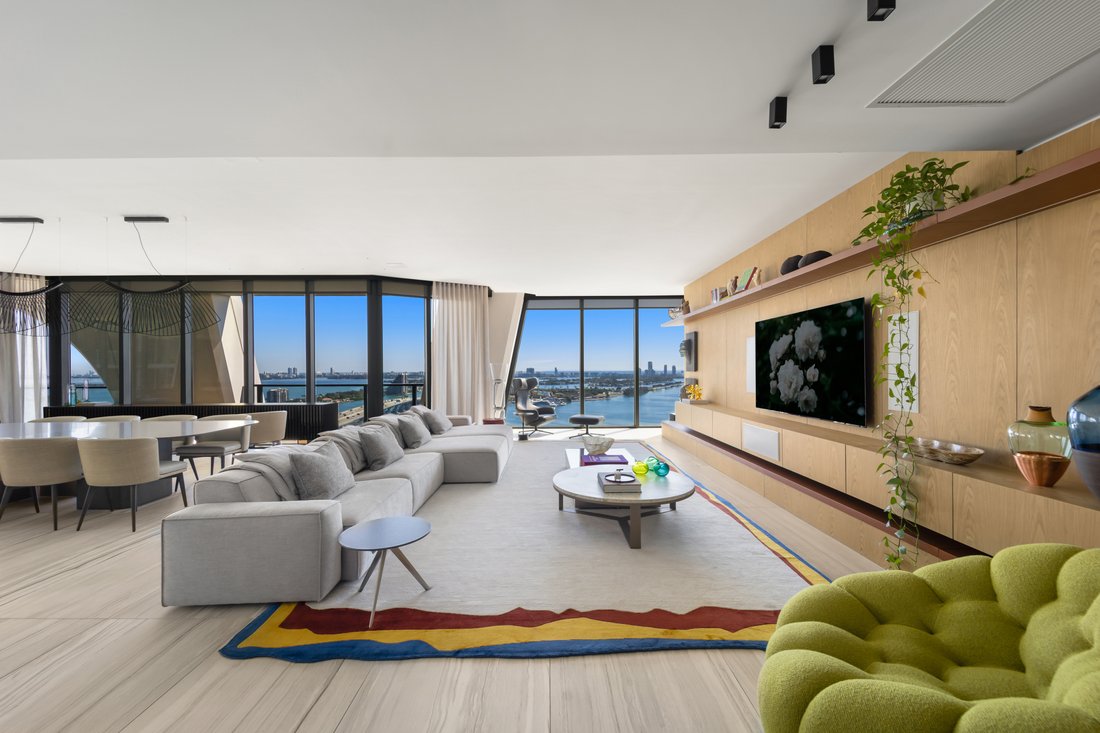 Condo in Miami, Florida, United States 1 - 17572071