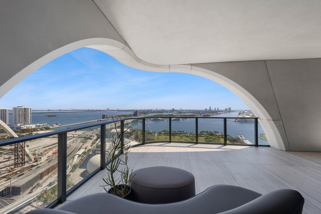 Condo in Miami, Florida, United States 5 - 17572071