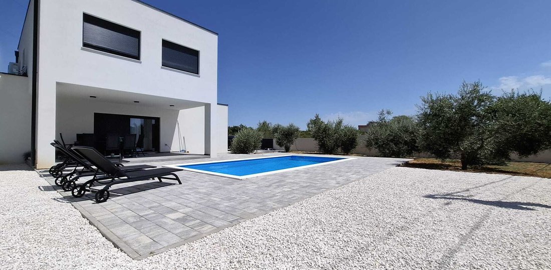 Villa in Opcina Galovac, Zadar County, Croatia 1 - 17573784