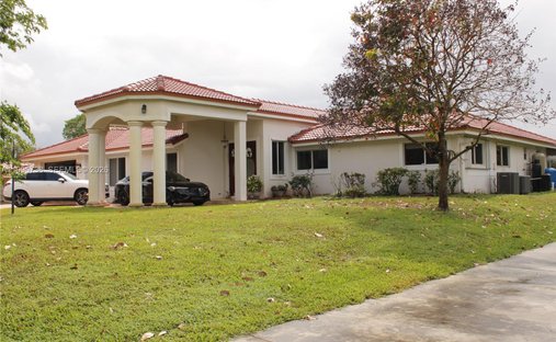 House in Southwest Ranches, Florida, United States 1