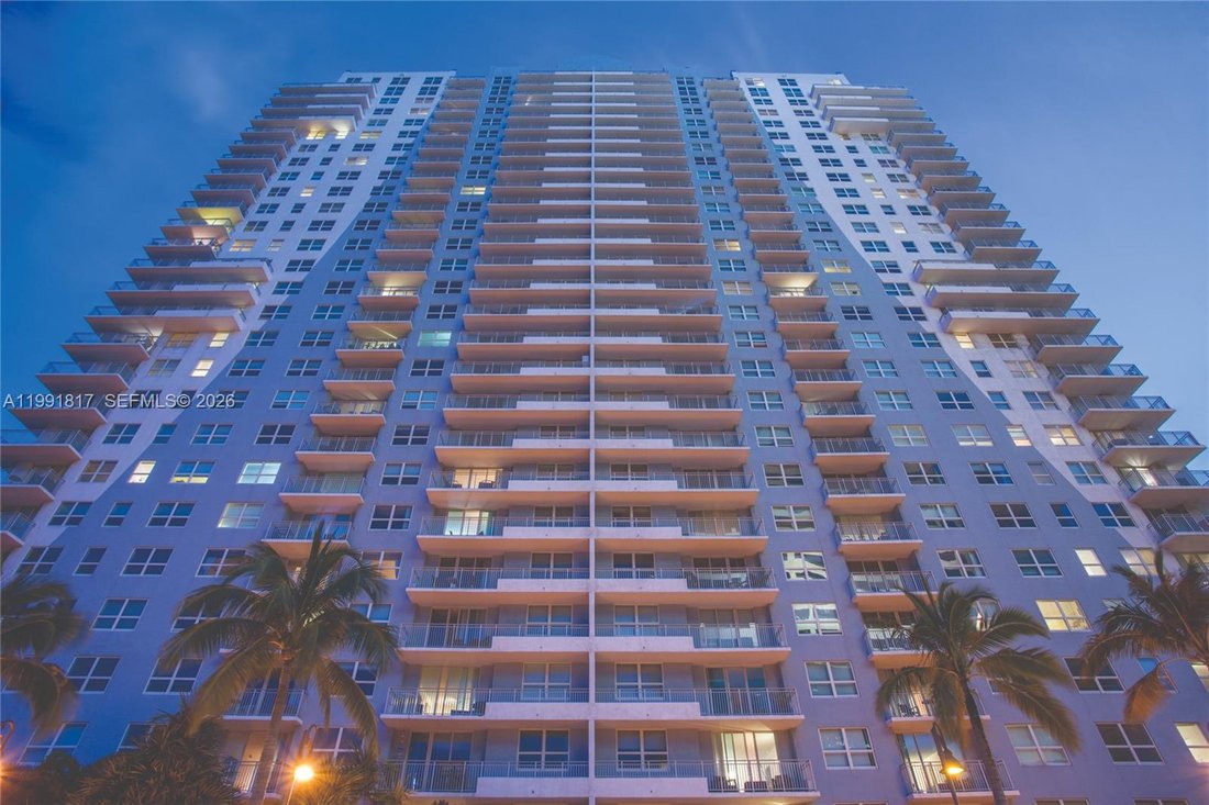 Condo in Miami, Florida, United States 1 - 17575063