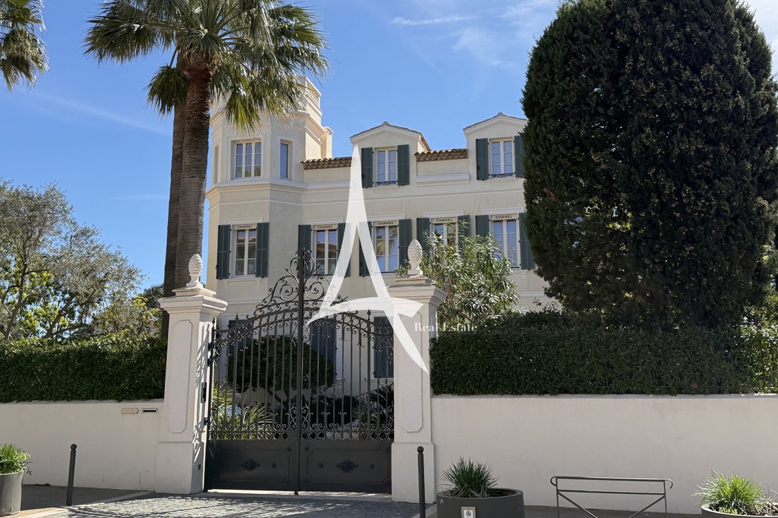 Villa in Zone Ouest Urbaine, Saint-Tropez, France 5 - 17573222