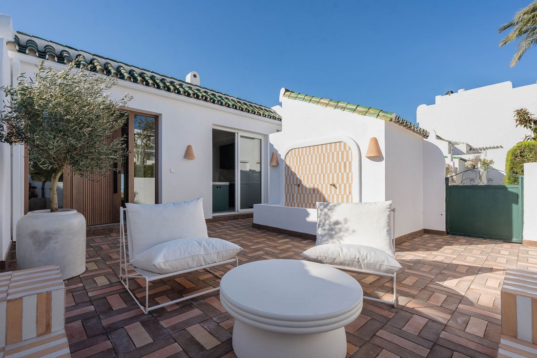 Townhouse in Nueva Andalucia, Marbella, Spain 3 - 16326843