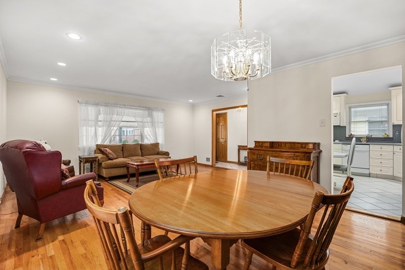 House in New York, New York, United States 2 - 17573488