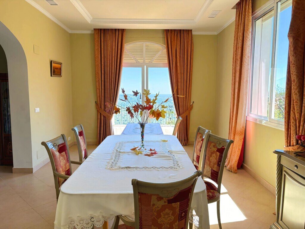 Villa in Estepona, Andalusia, Spain 5 - 17575101