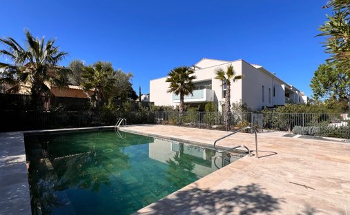 Appartamento a La Garde, Provenza-Alpi-Costa Azzurra, Francia 1