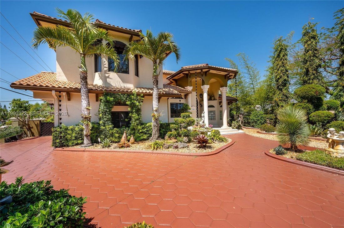 House in Miami Springs, Florida, United States 1 - 17572927