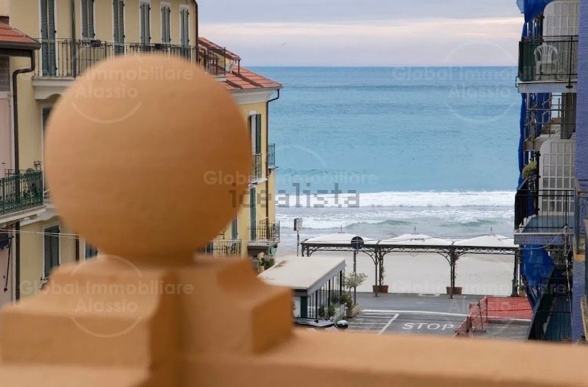 Apartment in Central Hill, Alassio, Liguria 1 - 17572605
