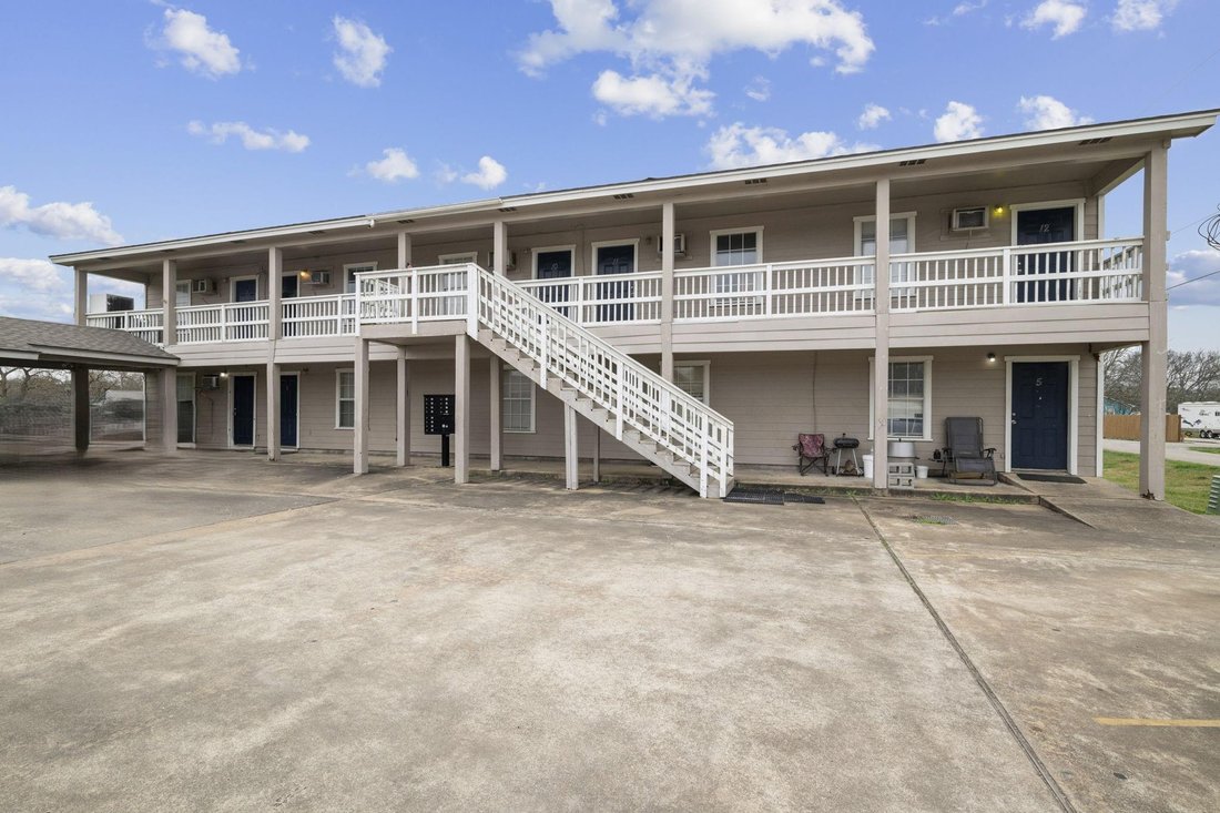 Freeport, Texas, United States 3 - 17574893