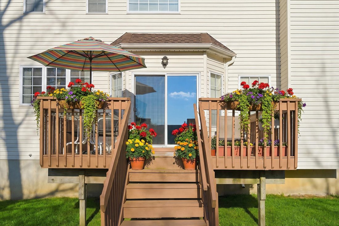 House in Old Bridge Township, New Jersey, United States 5 - 17572206