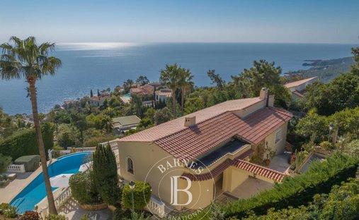 Casa en Théoule-sur-Mer, Provenza-Alpes-Costa Azul, Francia 1