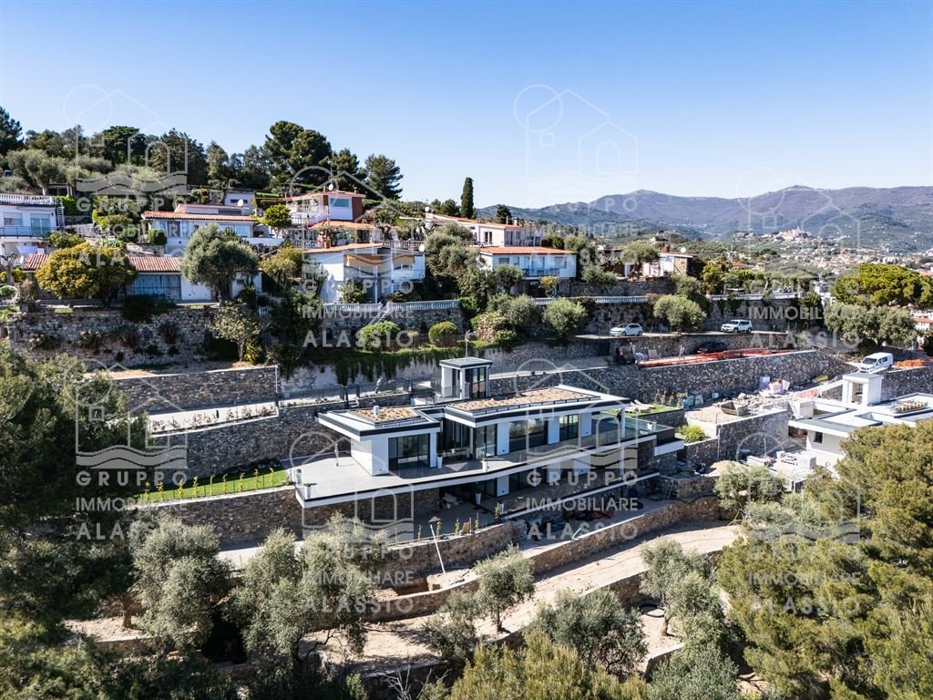 Villa in Diano Marina, Liguria, Italy 3 - 17574352
