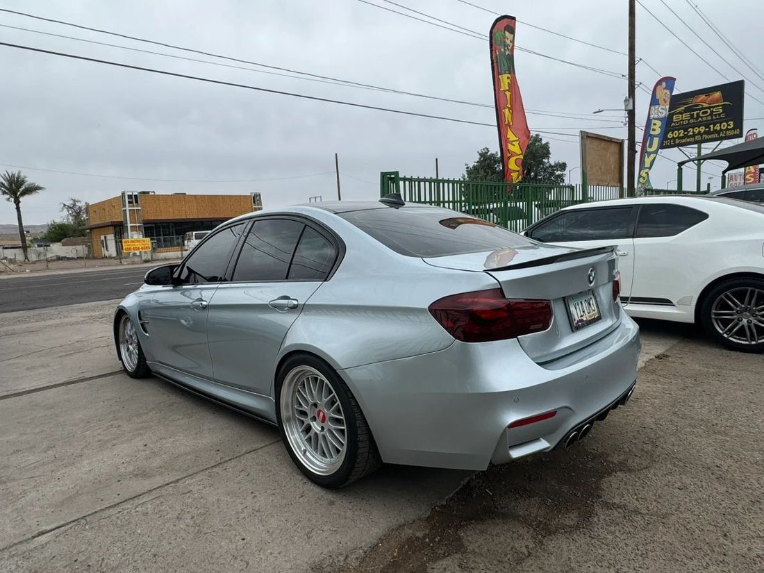 Sedan in Phoenix, AZ, United States 4 - 17575494