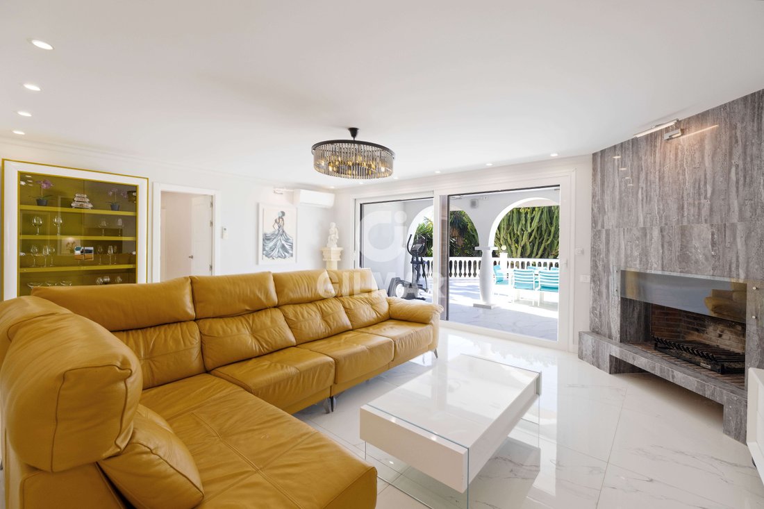 Villa a Río Real, Marbella, Andalusia 2 - 17573103
