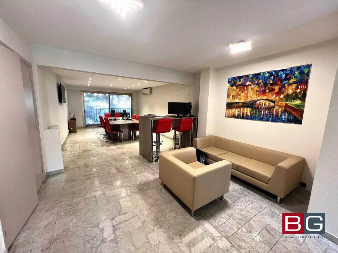 Apartment in Place de Gaulle, Antibes, France 4 - 15987675