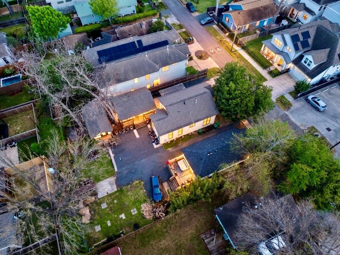 House in Houston, Texas, United States 3 - 17572636