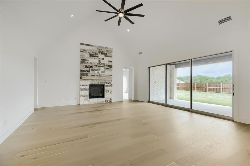 House in Little Elm, Texas, United States 3 - 16511838