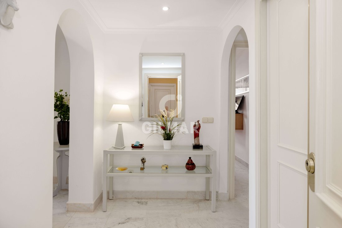 Wohnung in Nueva Andalucía, Marbella, Spanien 4 - 17573193