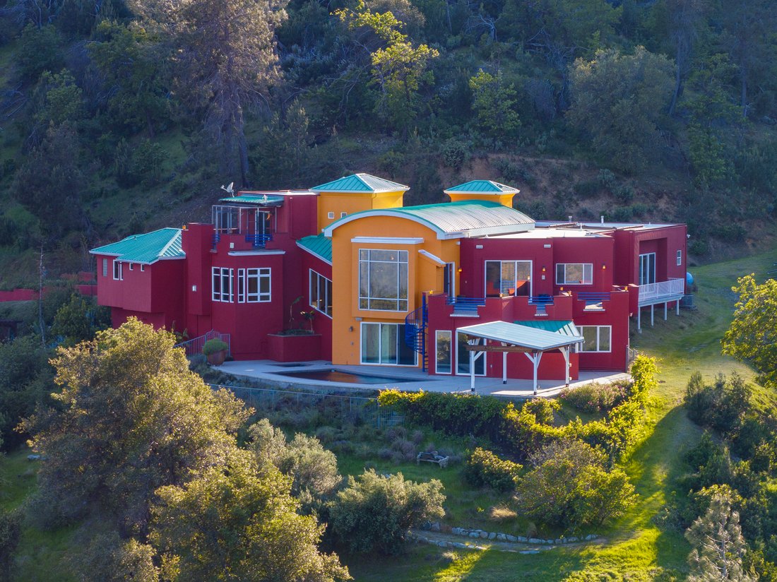 House in Redding, California, United States 1 - 17573789
