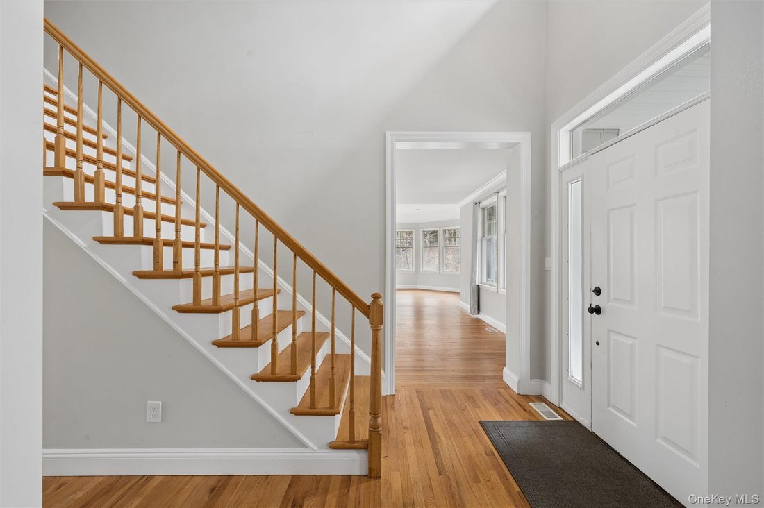 House in Hampton Bays, New York, United States 5 - 17572754