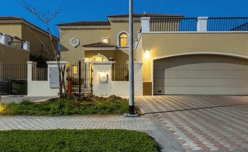 Villa in Jumeirah Park, Dubai, United Arab Emirates 1