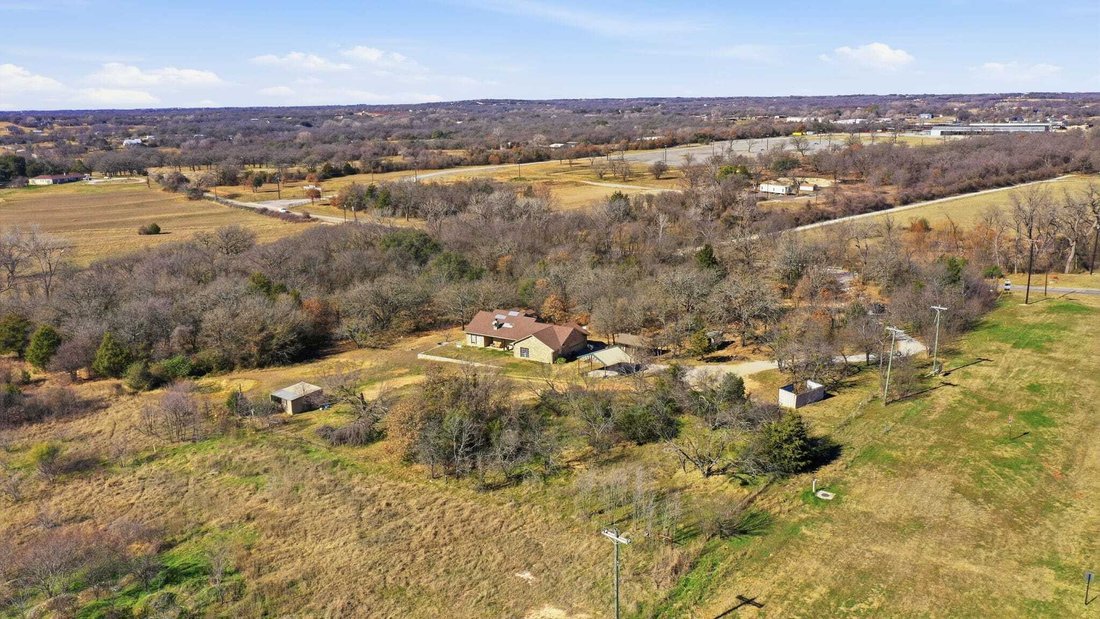 House in Weatherford, Texas, United States 2 - 17585807