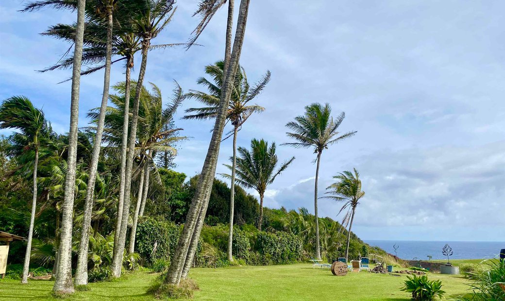 Picture of Off Grid Oasis With Ocean Views And Lush Jungle En Hi, United States En ...