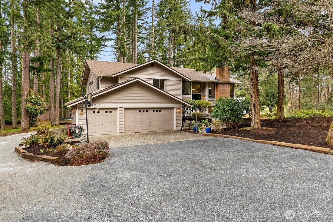 Serene Luxury Living With Expansive In Sammamish, Washington, United ...