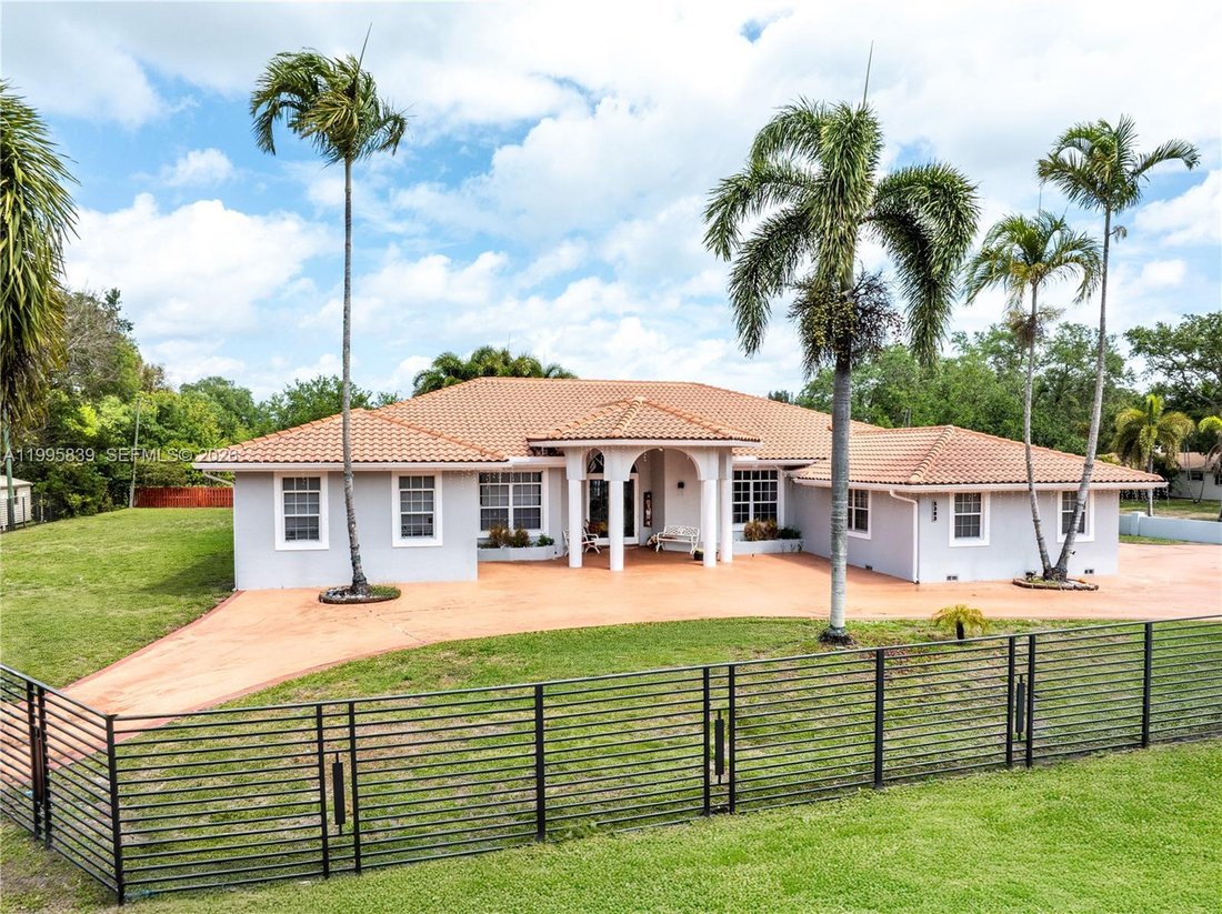 House in Davie, Florida, United States 2 - 17574336
