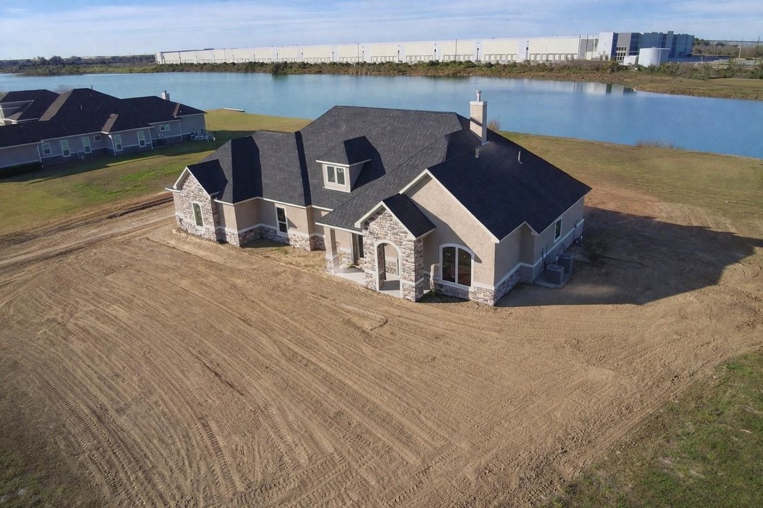 House in Baytown, Texas, United States 2 - 17574968