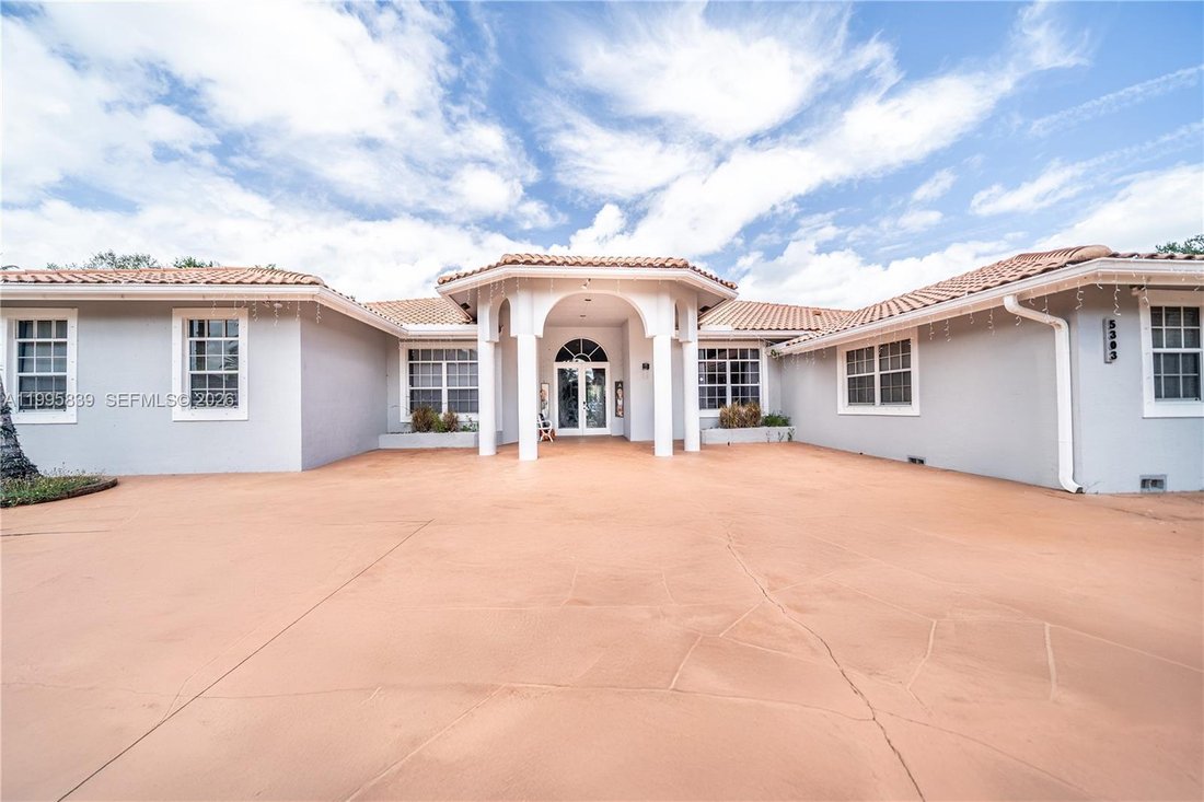 House in Davie, Florida, United States 1 - 17574336