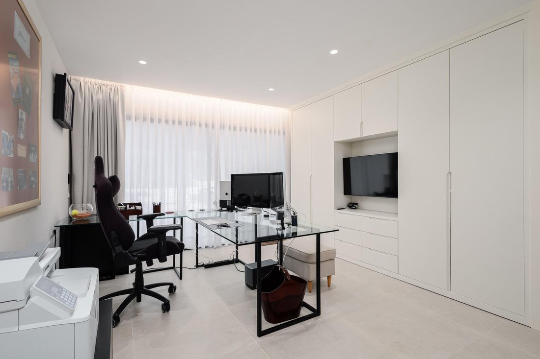 Apartment in Marbella, Andalusia, Spain 4 - 17574950