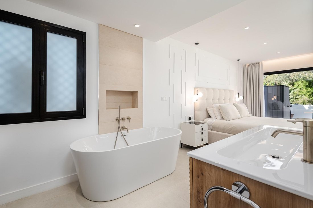 Apartment in Marbella, Andalusia, Spain 2 - 17574950