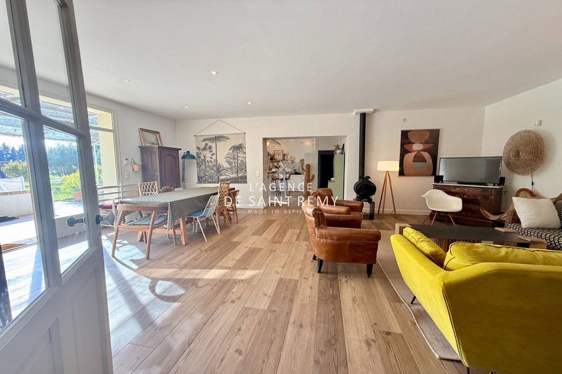 Villa in Eyragues, Provence-Alpes-Côte d'Azur, France 3 - 17502736