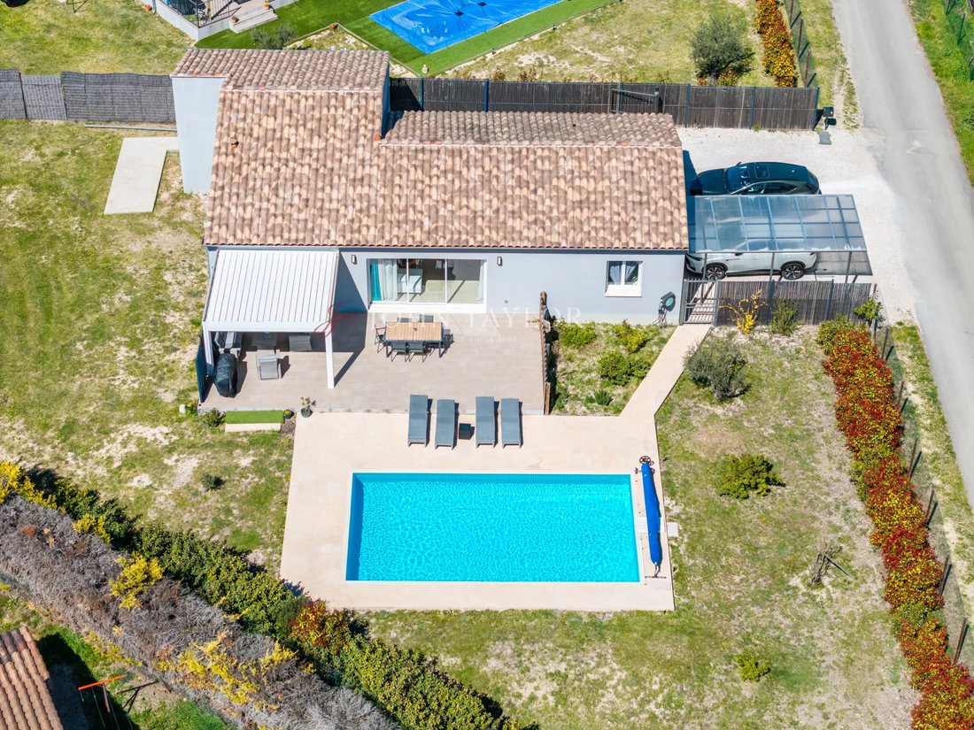 House in Gargas, Provence-Alpes-Côte d'Azur, France 4 - 17572488